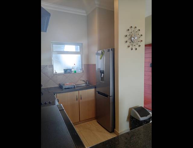 2 BEDROOM APARTMENT TO LET IN UMHLANGA RIDGE